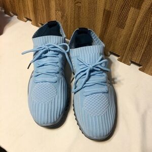 Danskin Sneakers